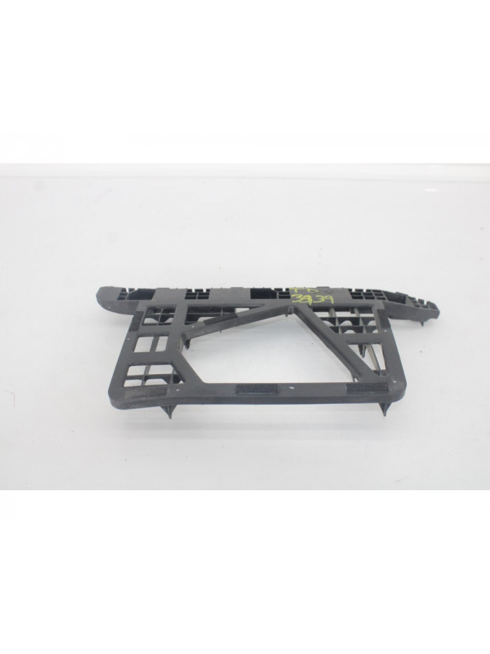 Recambio de soporte derecho paragolpe trasero para hyundai i30 (gd) style sport referencia OEM IAM 86616A6200