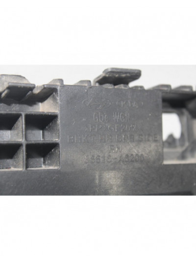 Recambio de soporte derecho paragolpe trasero para hyundai i30 (gd) style sport referencia OEM IAM 86616A6200