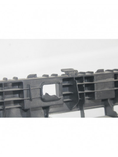 Recambio de soporte derecho paragolpe trasero para hyundai i30 (gd) style sport referencia OEM IAM 86616A6200