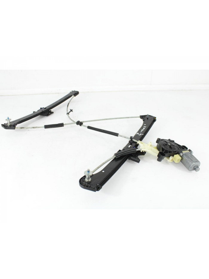 Recambio de elevalunas delantero izquierdo para audi a3 (8v1, 8vk) 1.6 tdi referencia OEM IAM 0130822716