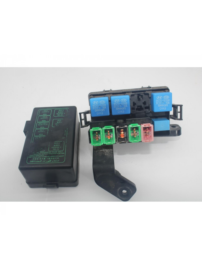 Recambio de caja reles / fusibles para hyundai santa fe (bm) 2.2 crdi style 4x4 referencia OEM IAM 914932B425