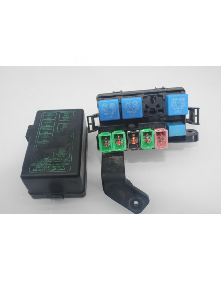 Recambio de caja reles / fusibles para hyundai santa fe (bm) 2.2 crdi style 4x4 referencia OEM IAM 914932B425