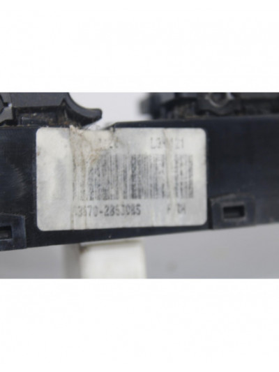 Recambio de mando elevalunas delantero izquierdo para hyundai santa fe (bm) 2.2 crdi style 4x4 referencia OEM IAM 937502B530