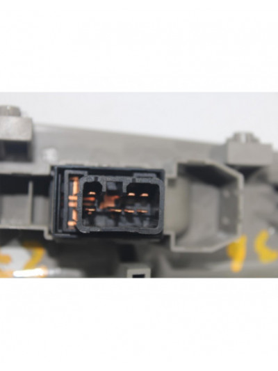 Recambio de mando elevalunas trasero derecho para hyundai santa fe (bm) 2.2 crdi style 4x4 referencia OEM IAM 3715211110