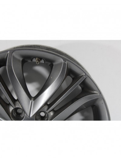 Recambio de llanta para hyundai ix35 style awd referencia OEM IAM 529102Y60040512