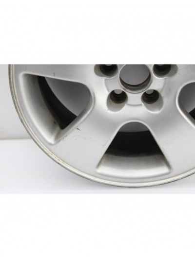 Recambio de llanta para hyundai tucson (jm) 2.0 crdi comfort (4wd) referencia OEM IAM 529102E330