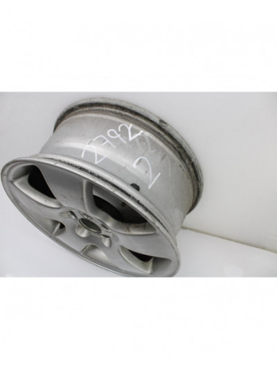 Recambio de llanta para hyundai tucson (jm) 2.0 crdi comfort (4wd) referencia OEM IAM 529102E330