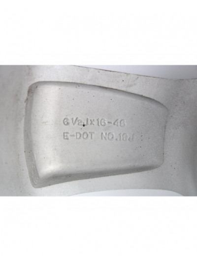 Recambio de llanta para hyundai tucson (jm) 2.0 crdi comfort (4wd) referencia OEM IAM 529102E330