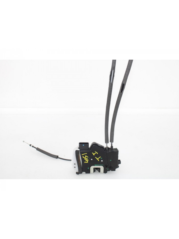 Recambio de cerradura puerta trasera izquierda para hyundai ix35 style awd referencia OEM IAM 814102Y000
