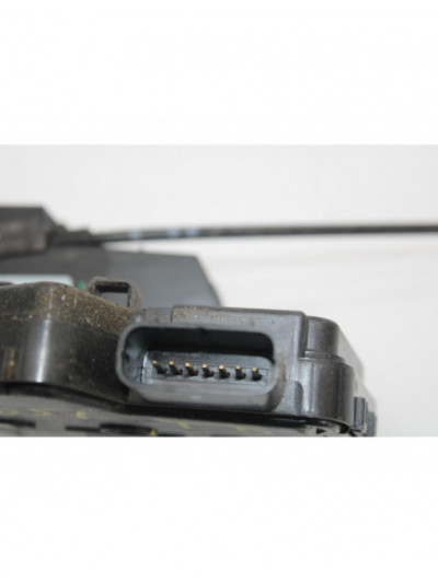 Recambio de cerradura puerta trasera derecha para hyundai ix35 style awd referencia OEM IAM 814202Y000