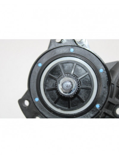 Recambio de motor elevalunas trasero derecho para hyundai ix35 style awd referencia OEM IAM 402353B