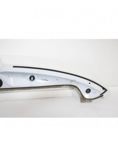 Recambio de aleron trasero para hyundai ix35 style awd referencia OEM IAM 872102Y000