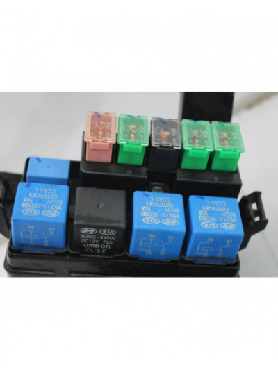 Recambio de caja reles / fusibles para hyundai santa fe (bm) 2.2 crdi style 4x4 referencia OEM IAM 914262B324