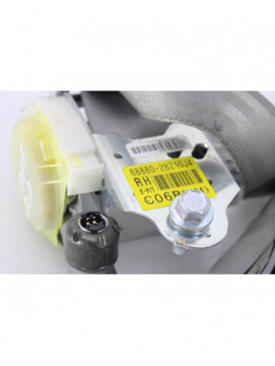 Recambio de cinturon seguridad delantero derecho para hyundai santa fe (bm) 2.2 crdi style 4x4 referencia OEM IAM 888802B210J4