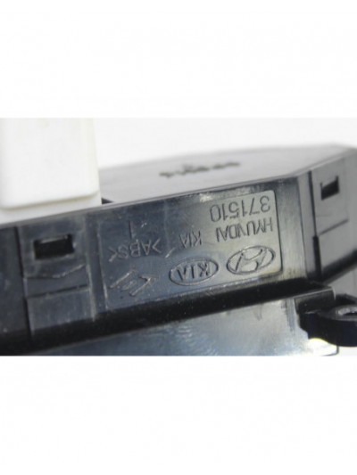 Recambio de mando elevalunas delantero derecho para hyundai santa fe (bm) 2.2 crdi style 4x4 referencia OEM IAM 3715101