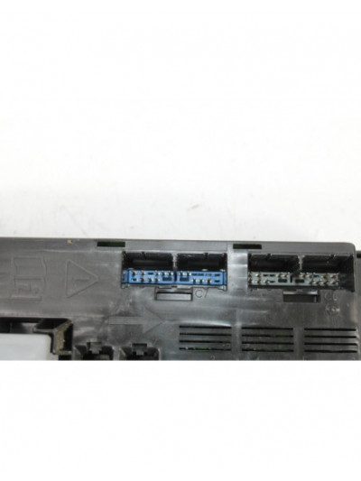 Recambio de caja reles / fusibles para jaguar xf i (x250) 3.0 d referencia OEM IAM 9X2314B476AD/73407925