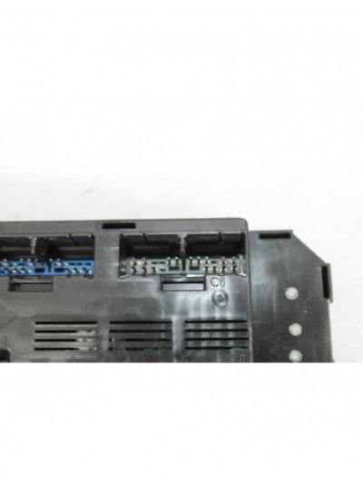 Recambio de caja reles / fusibles para jaguar xf i (x250) 3.0 d referencia OEM IAM 9X2314B476AD/73407925