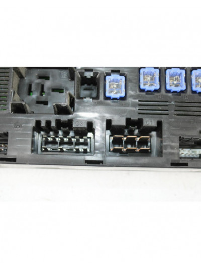 Recambio de caja reles / fusibles para jaguar xf i (x250) 3.0 d referencia OEM IAM 9X2314B476AD/73407925