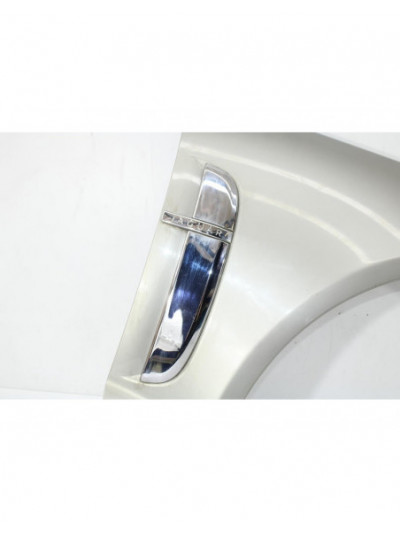 Aleta delantera derecha JAGUAR XF I 3.0 D 2011