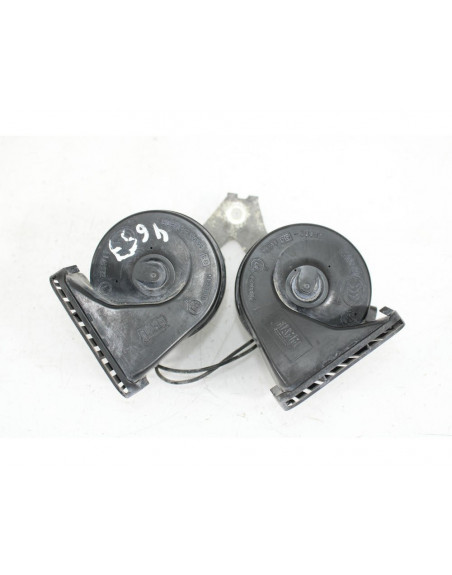 Recambio de claxon para jaguar xf i (x250) 3.0 d referencia OEM IAM 55306AM80S/8X2313A803AB