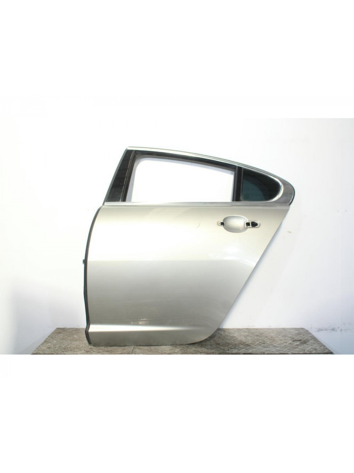 Puerta trasera izquierda JAGUAR XF I 3.0 D 2011