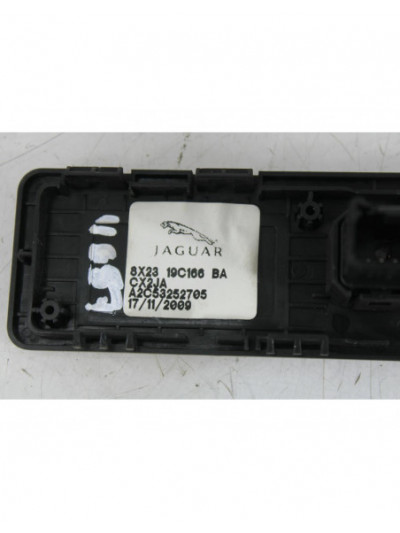 Enchufe 12v JAGUAR XF I 3.0 D 2011