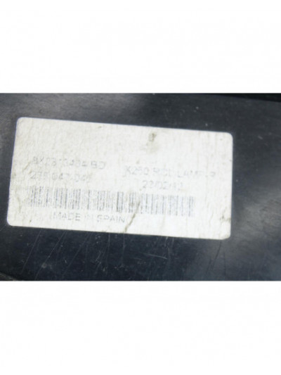 Recambio de piloto trasero derecho para jaguar xf i (x250) 3.0 d referencia OEM IAM 8X2313404BD