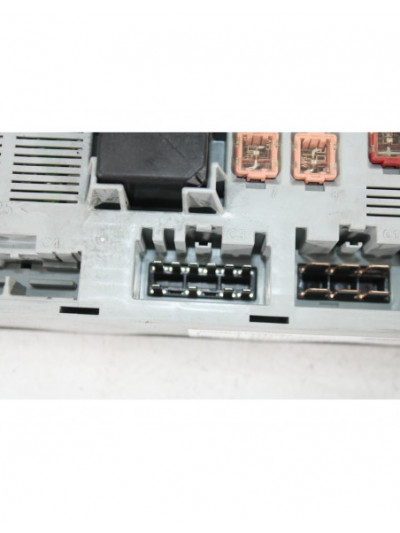 Recambio de caja reles / fusibles para jaguar xf i (x250) 3.0 d referencia OEM IAM 9X2314D628AC