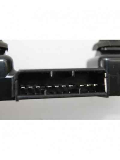 Mando elevalunas trasero derecho JEEP CHEROKEE 2.8 CRD Limited 2006