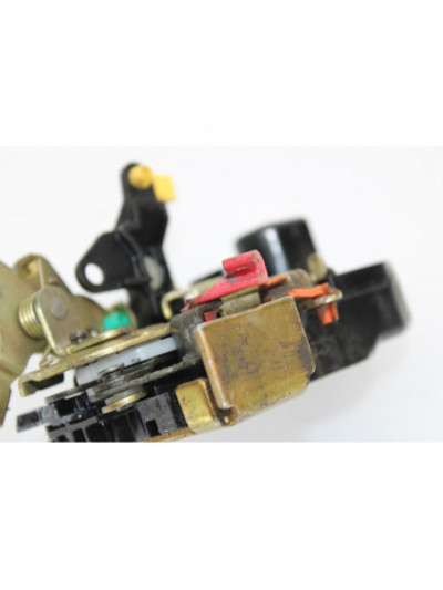 Cerradura puerta delantera izquierda JEEP CHEROKEE 2.8 CRD Limited 2006