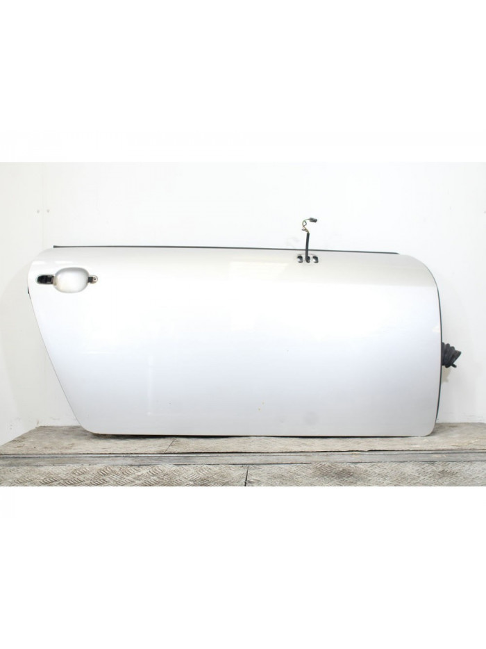 Recambio de puerta delantera derecha para audi tt (8n3/8n9) 1.8 t quattro coupe (132kw) referencia OEM IAM