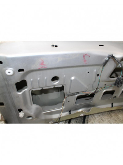 Recambio de porton trasero para jeep cherokee (kj) 2.8 crd limited referencia OEM IAM 2528T.PLATA