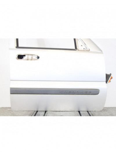 Puerta delantera derecha JEEP CHEROKEE 2.8 CRD Limited 2006