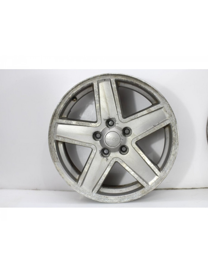 Recambio de llanta para jeep patriot limited referencia OEM IAM OYX88TRMAB