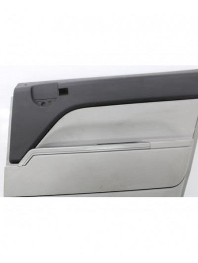 Guarnecido puerta trasera derecha JEEP PATRIOT Limited 2007