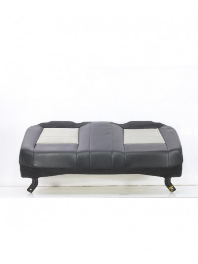 Recambio de asientos traseros para jeep patriot limited referencia OEM IAM POLIPIEL.2TONOS