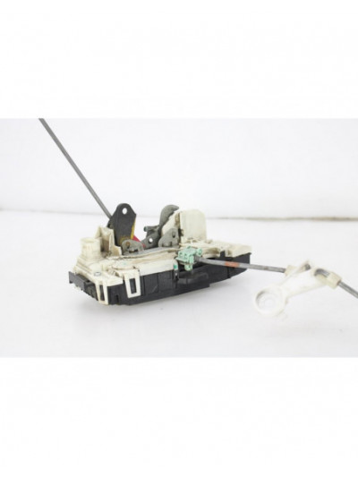 Recambio de cerradura puerta trasera derecha para jeep patriot limited referencia OEM IAM P045894184D