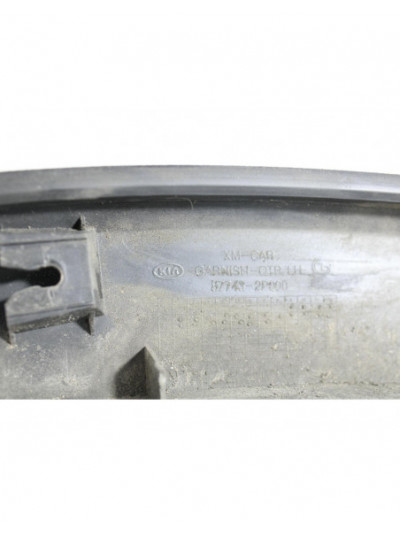 Recambio de aletin trasero izquierdo para kia sorento ii (xm) 2.2 crdi 4wd referencia OEM IAM 877432P000