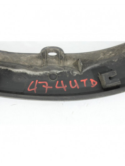 Recambio de aletin trasero derecho para kia sorento ii (xm) 2.2 crdi 4wd referencia OEM IAM 877442P000