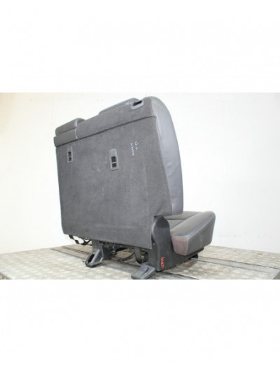 Asientos traseros KIA SORENTO II 2.2 CRDi 4WD 2011