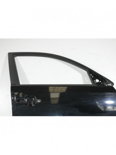 Puerta delantera derecha KIA SORENTO II 2.2 CRDi 4WD 2011