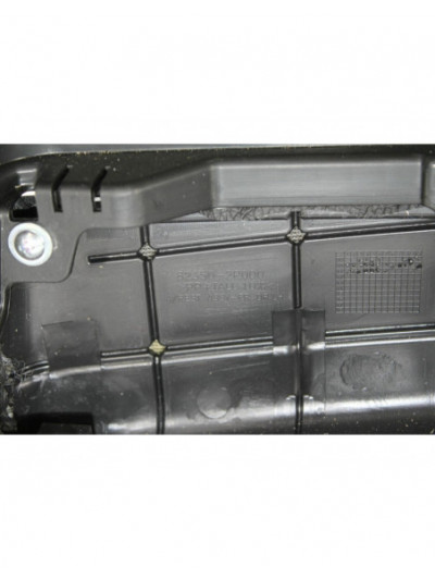 Recambio de guarnecido puerta delantera izquierda para kia sorento ii (xm) 2.2 crdi 4wd referencia OEM IAM 823502P000