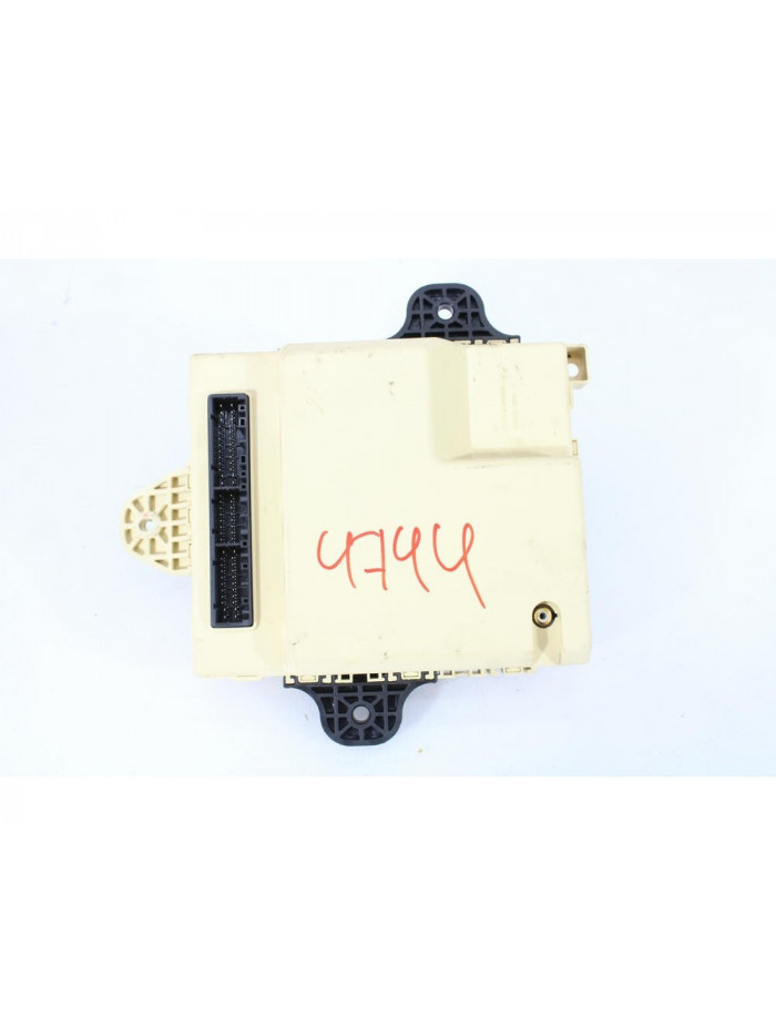 Recambio de caja reles / fusibles para kia sorento ii (xm) 2.2 crdi 4wd referencia OEM IAM 954002P934