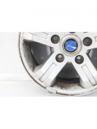 Recambio de llanta para kia sorento 2.5 crdi referencia OEM IAM 24151