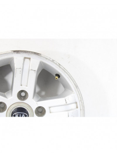 Recambio de llanta para kia sorento 2.5 crdi cat referencia OEM IAM 16911