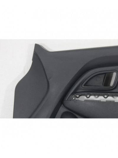Guarnecido puerta delantera derecha KIA RIO Concept 2014