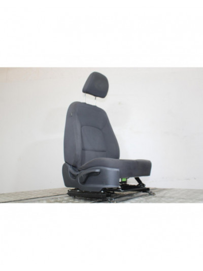 Asiento delantero derecho KIA RIO Concept 2014