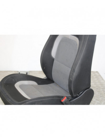 Asiento delantero derecho KIA CEE'D Drive 2015
