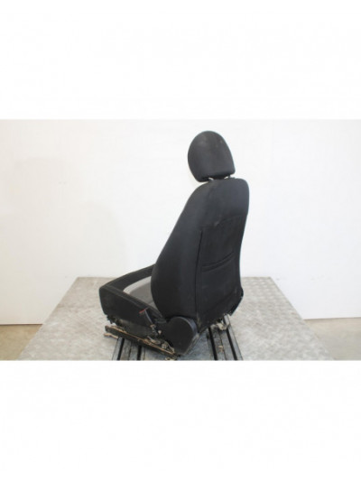 Asiento delantero derecho KIA CEE'D Drive 2015