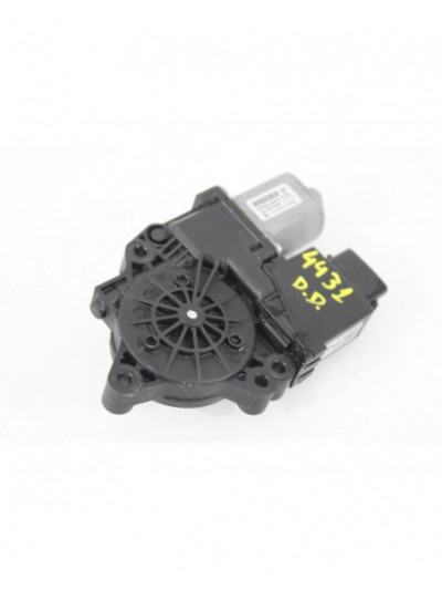 Recambio de motor elevalunas delantero izquierdo para kia cee'd drive referencia OEM IAM 82450A2010